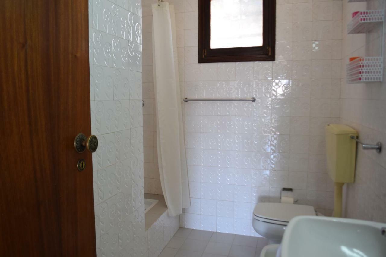 Apartamento T2 Com Piscina E Wifi A 350 Metros Da Praia Olhos de Agua  Exterior foto
